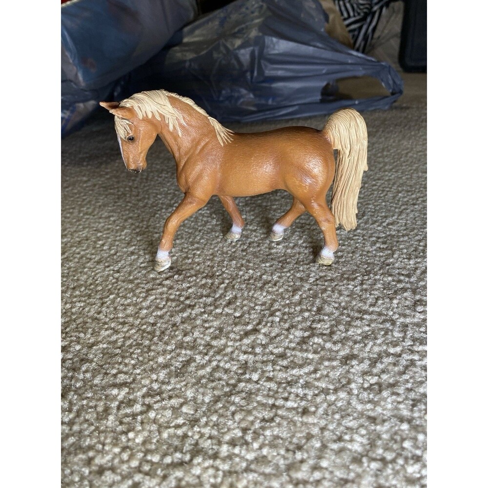 Schleich 13631 Tennessee Walker Stallion Horse Figure Chestnut Retired 2007